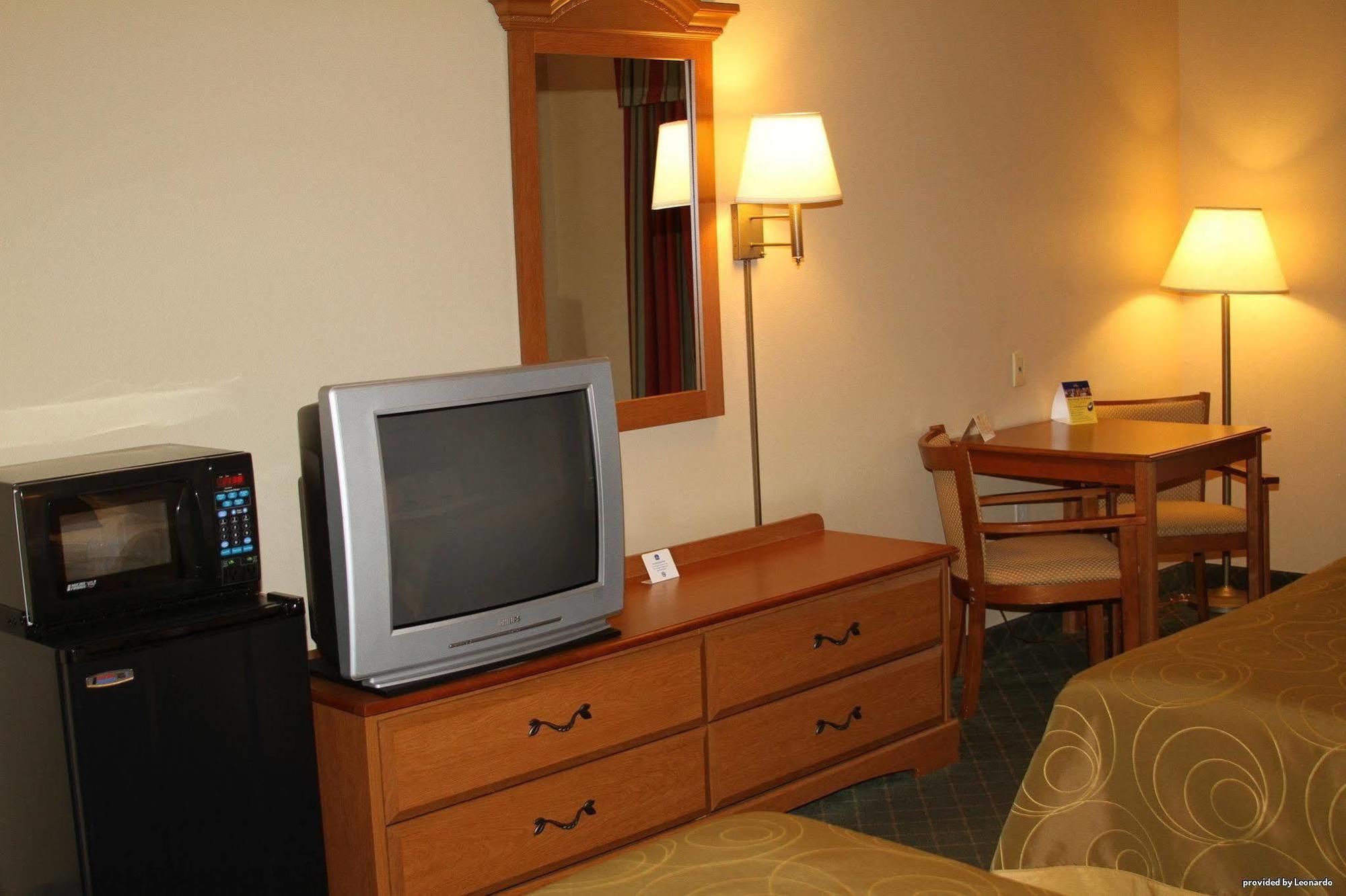 Best Western Smithfield Inn Oda fotoğraf